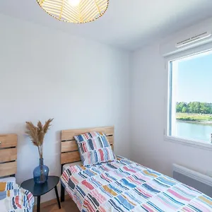 https://appartement-saint-goustan-vue-sur-la-rivire.inbrittany.com